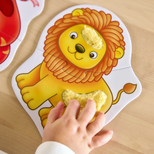 Match and Feel two-piece jungle puzzles Match and Feel two-piece jungle puzzles